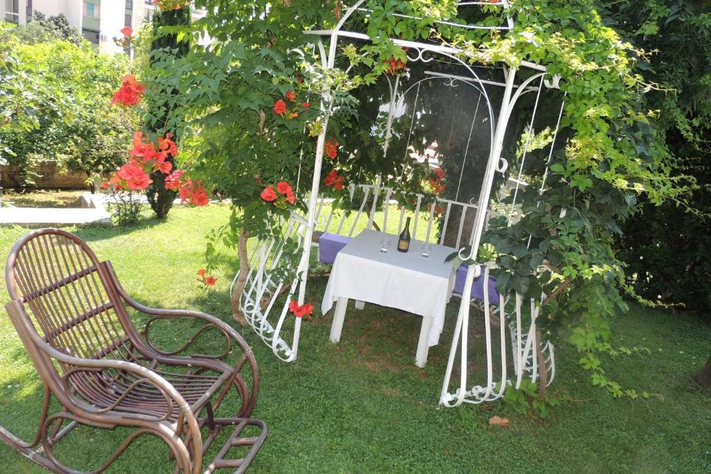 Apartment Travarevic